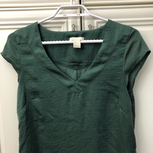 Pretty H&M women’s top - Picture 3 of 10